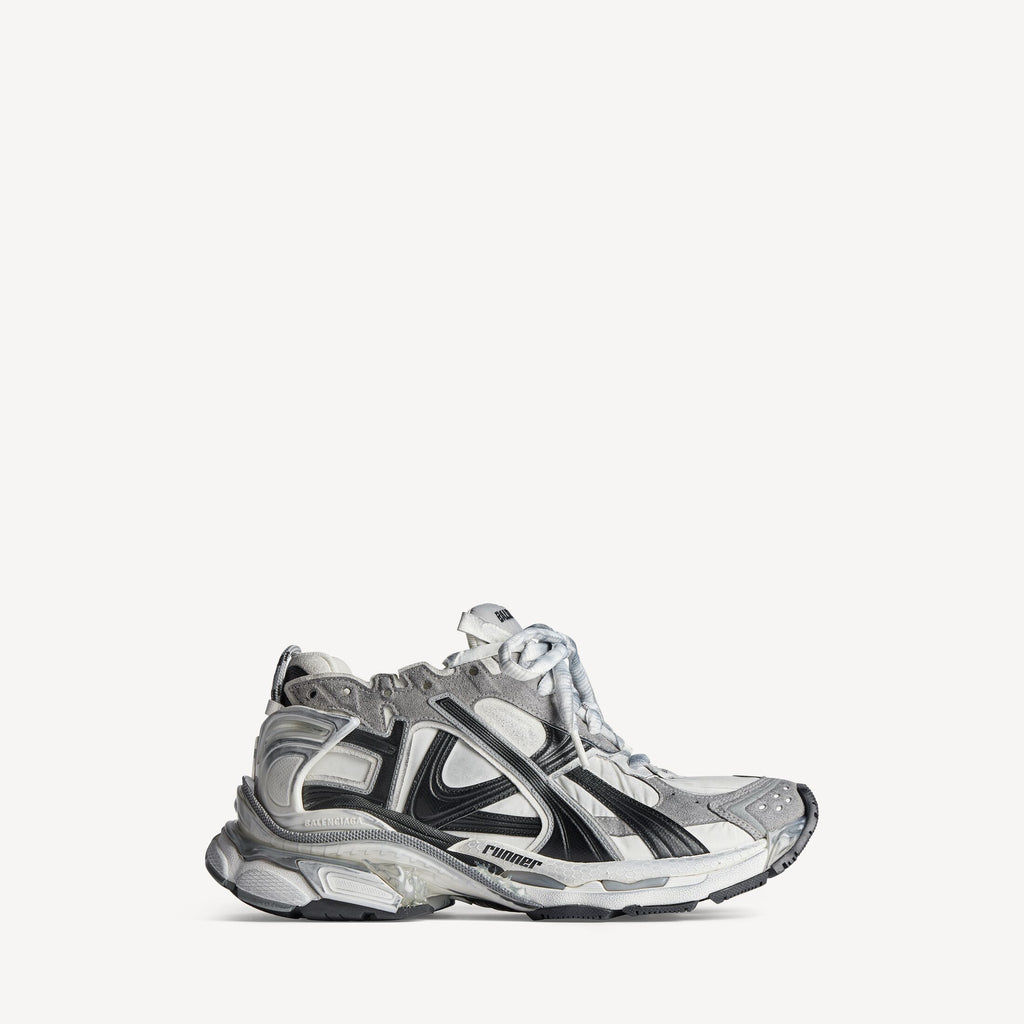 RUNNER SNEAKER IN GREY/WHITE/BLACK