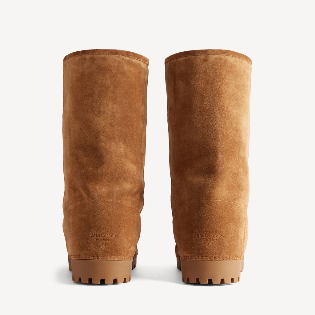 ALASKA FUR HIGH BOOT IN BROWN