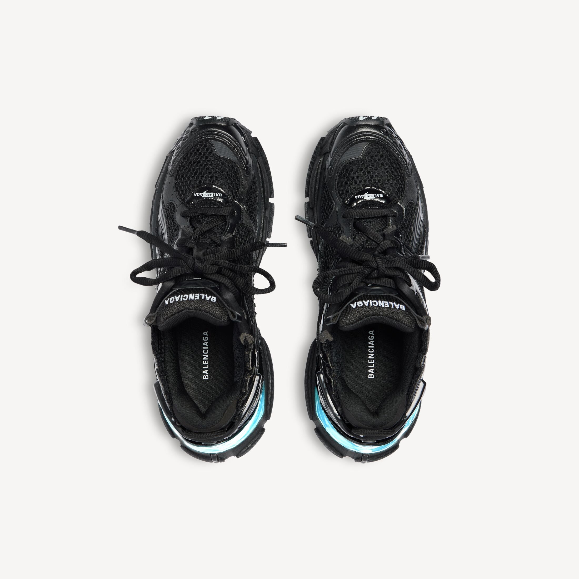 MEN'S RUNNER LED SNEAKER IN BLACK